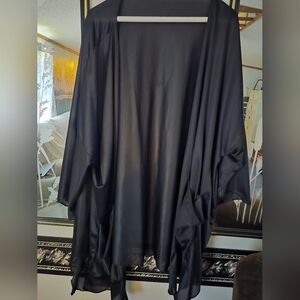 Elegant Black Kimono Robe